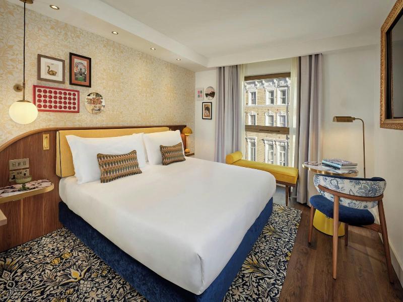 Park Grand London Kensington image