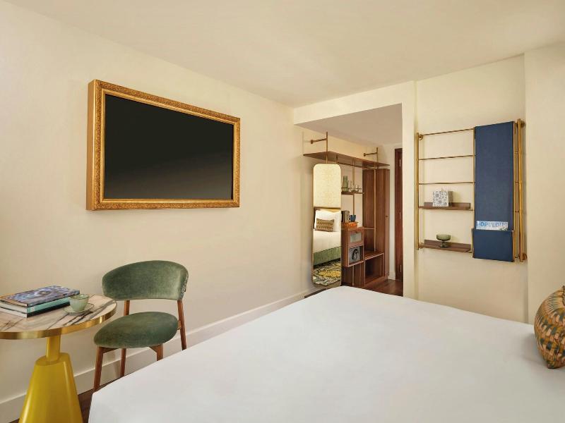 Park Grand London Kensington image