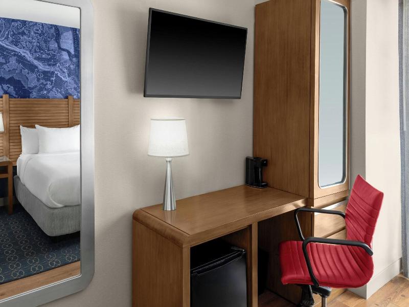 Fairfield Inn New York Manhattan/Financial Distric image