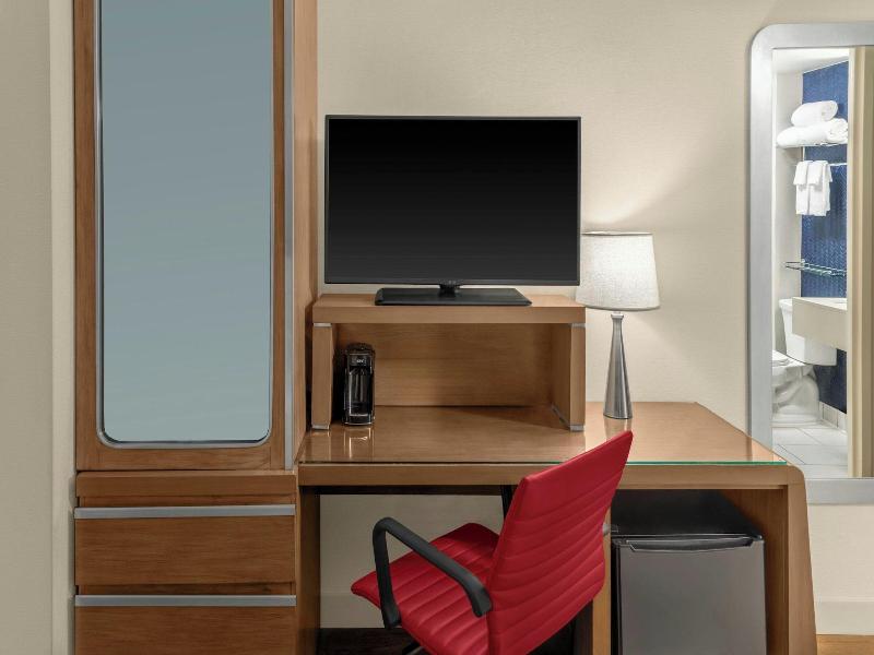 Fairfield Inn New York Manhattan/Financial Distric image