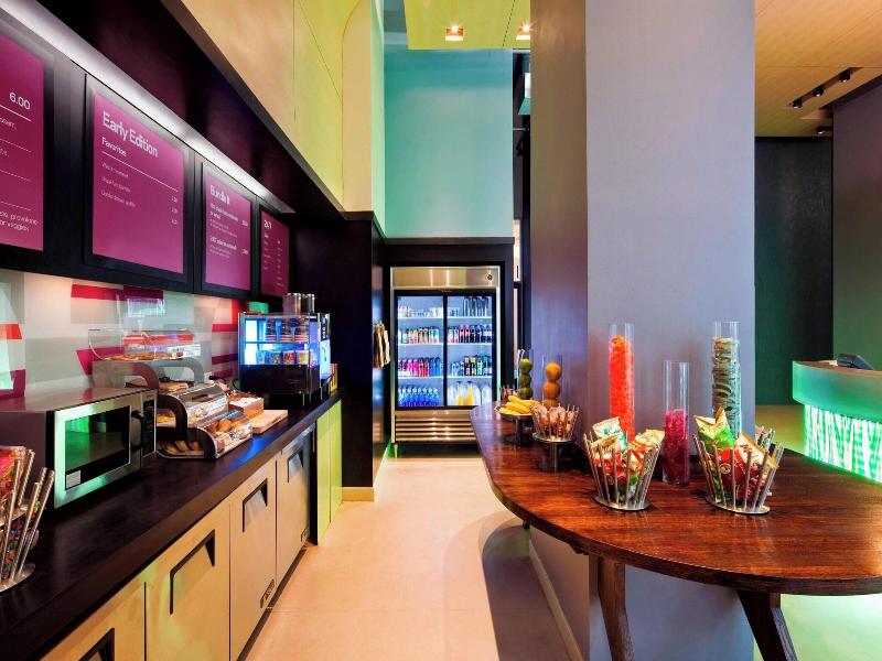 Aloft Manhattan Downtown Financial District image