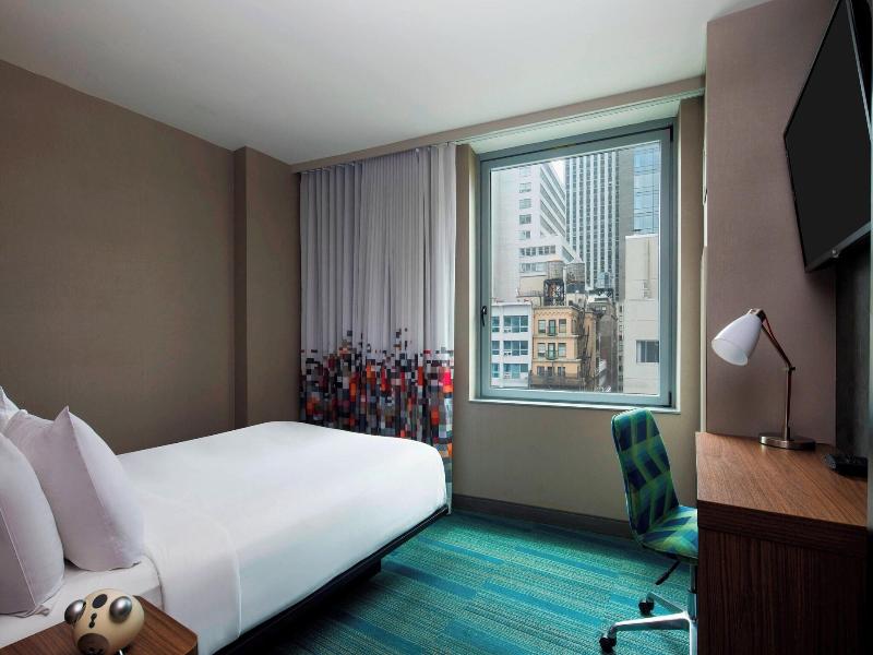 Aloft Manhattan Downtown Financial District image