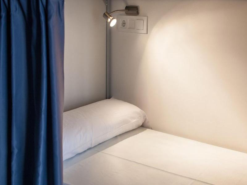 Hostel St Christophers Inn Barcelona image