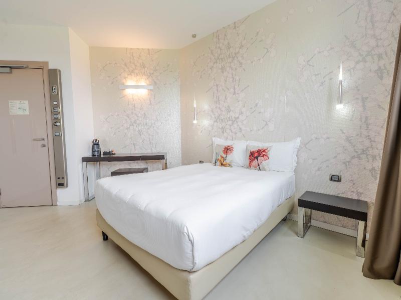 For You Hotel image