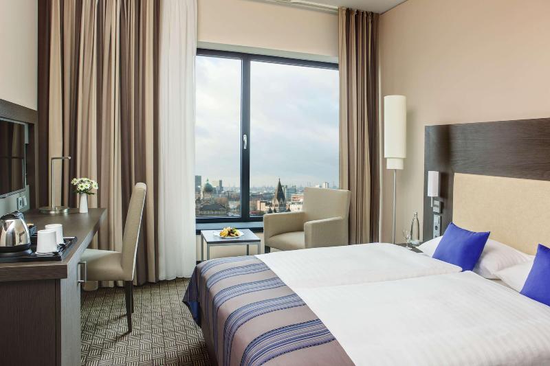 IntercityHotel Hamburg Dammtor 5