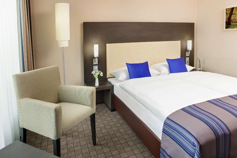 IntercityHotel Hamburg Dammtor image