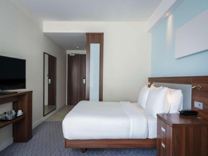 Hampton By Hilton Amsterdam City Centre East image