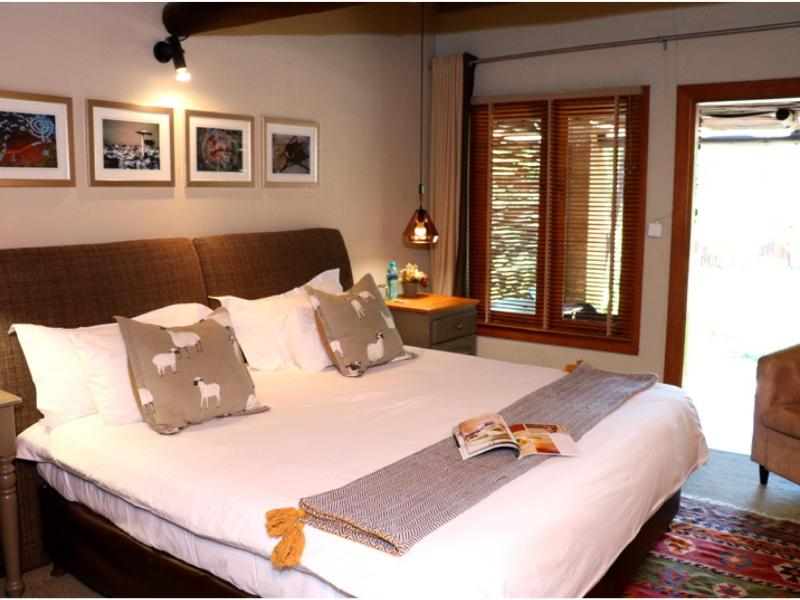 Sherewood Lodge image