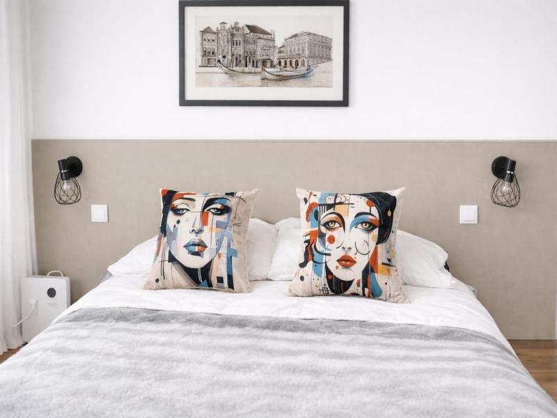 Aveiro Flat Ria View image