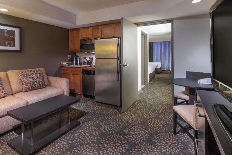 Hotel Holiday Inn & Suites Phoenix Airport North