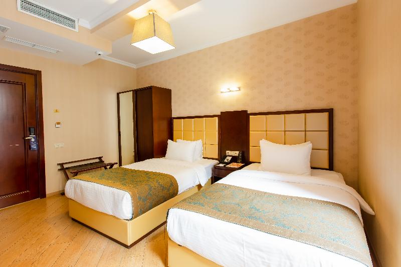 KMM Hotel image