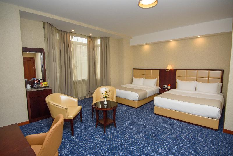 KMM Hotel image