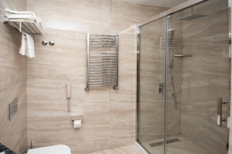 KMM Hotel image