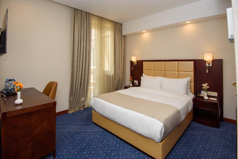 KMM Hotel image