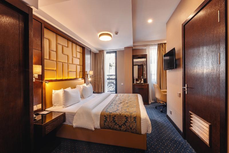 KMM Hotel image