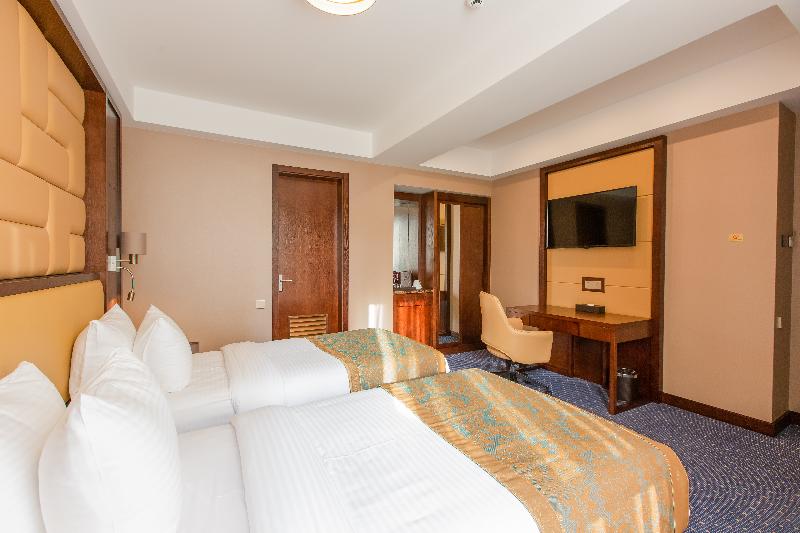 KMM Hotel image