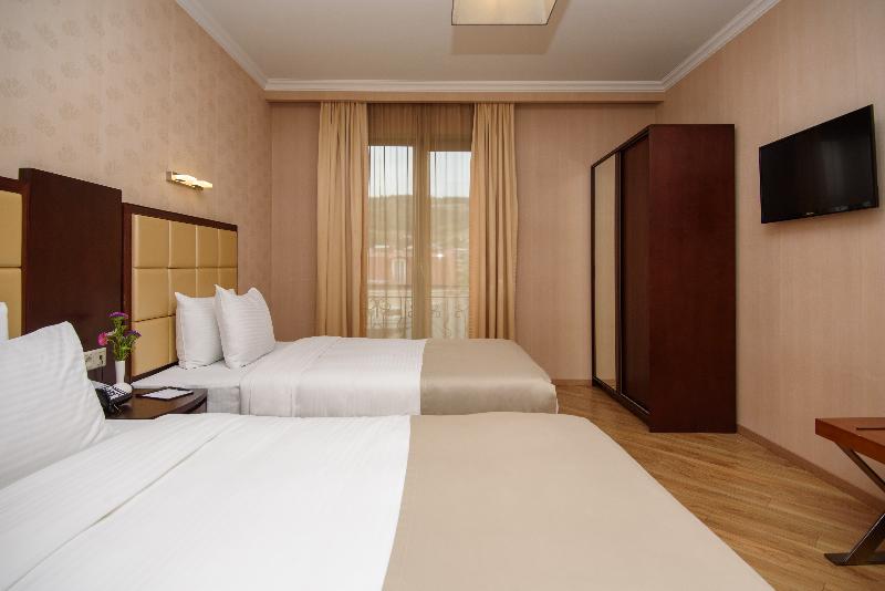 KMM Hotel image