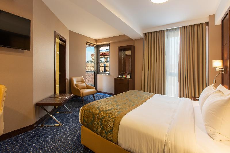 KMM Hotel image