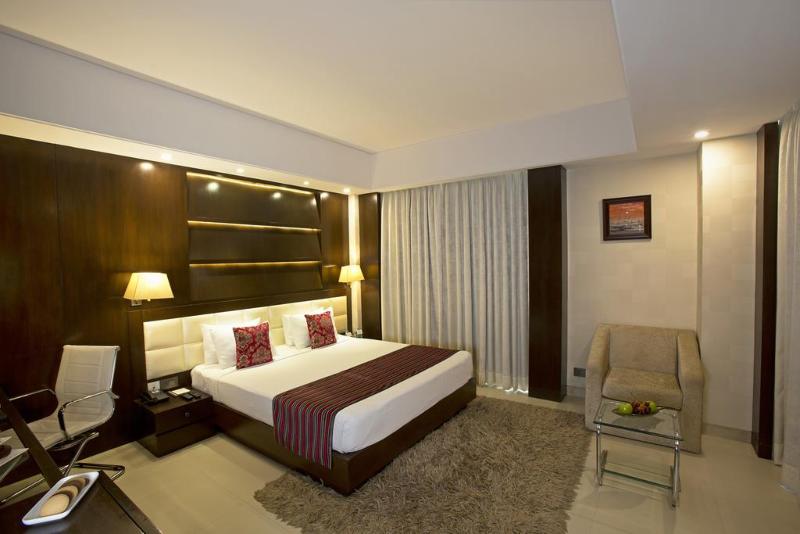 Inde Hotel Chattarpur image
