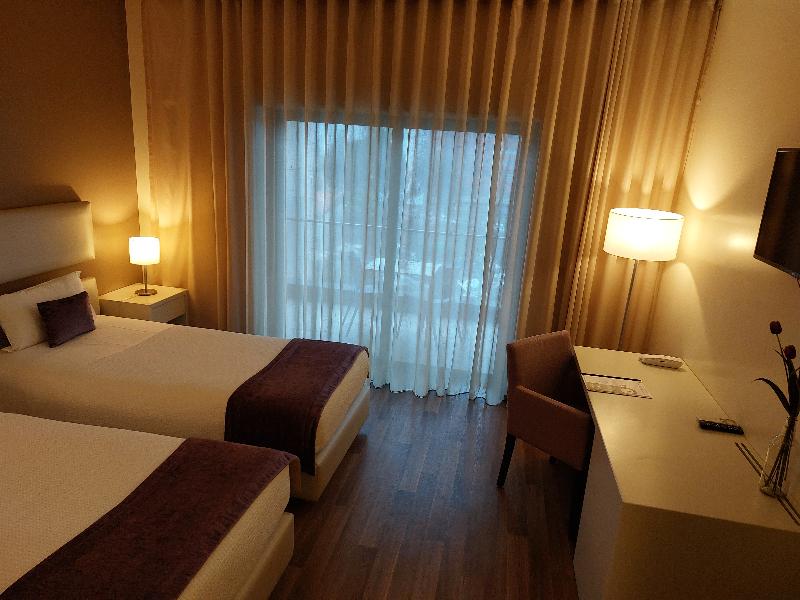 Hotel Monte Lírio image