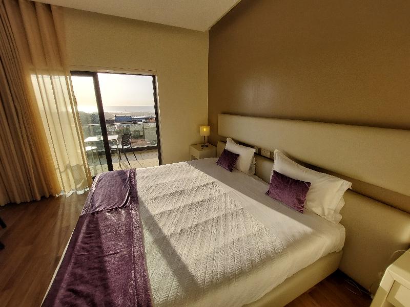 Hotel Monte Lírio image