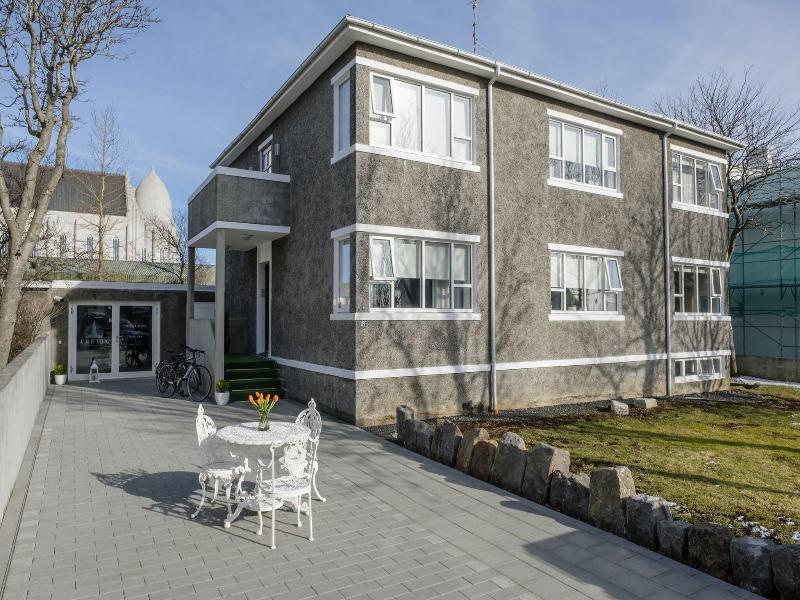 Freyja Guesthouse & Suites image