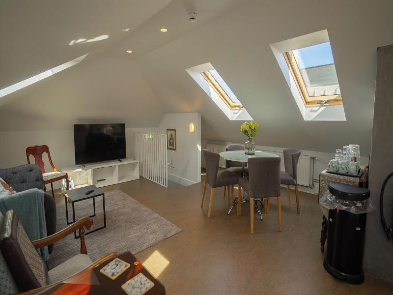 Freyja Guesthouse & Suites image