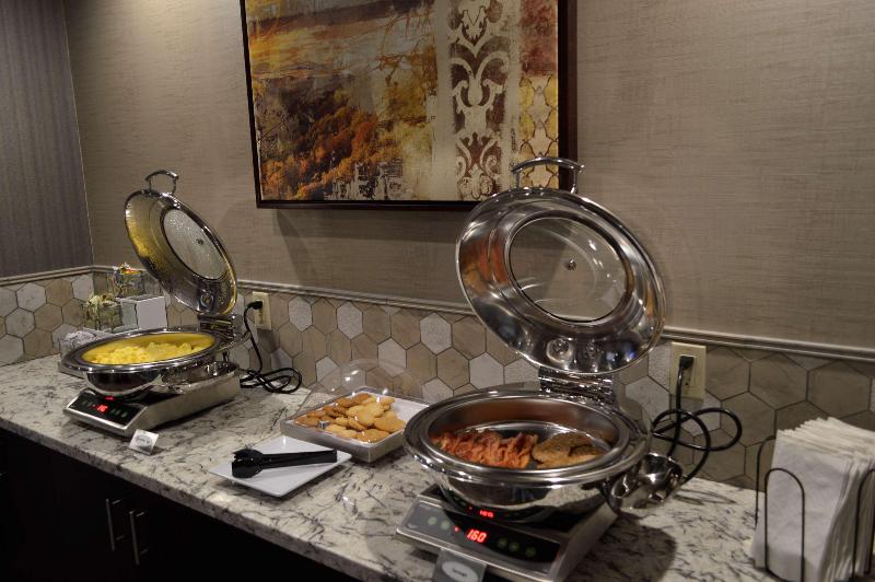 Best Western Plus Stevens County Inn image