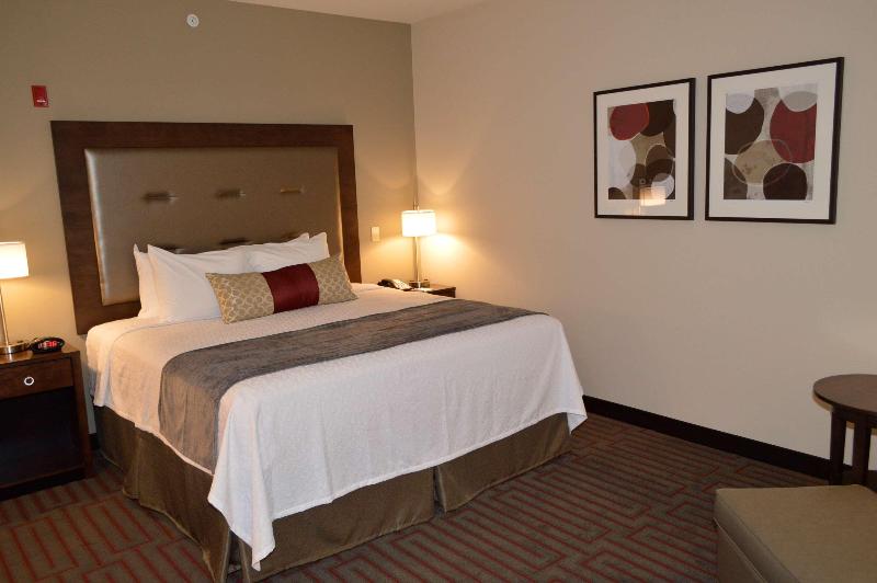 Best Western Plus Stevens County Inn image