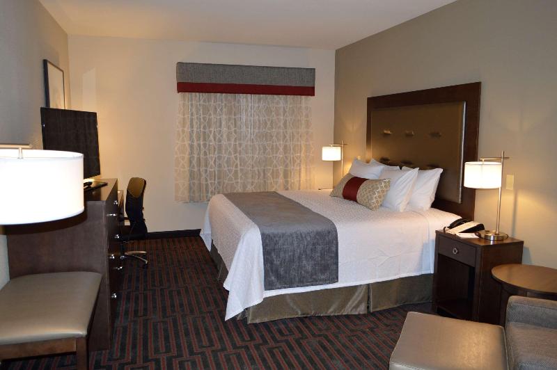 Best Western Plus Stevens County Inn image