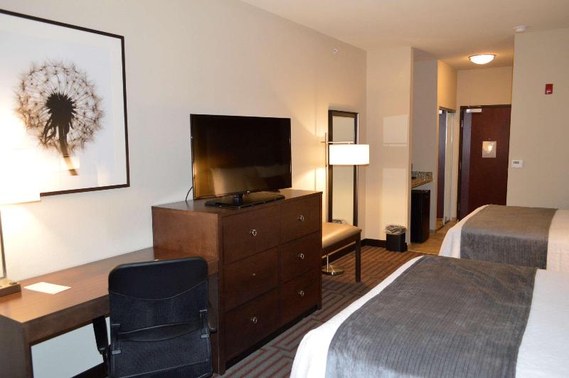 Best Western Plus Stevens County Inn image