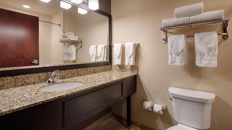 Best Western Plus Stevens County Inn image