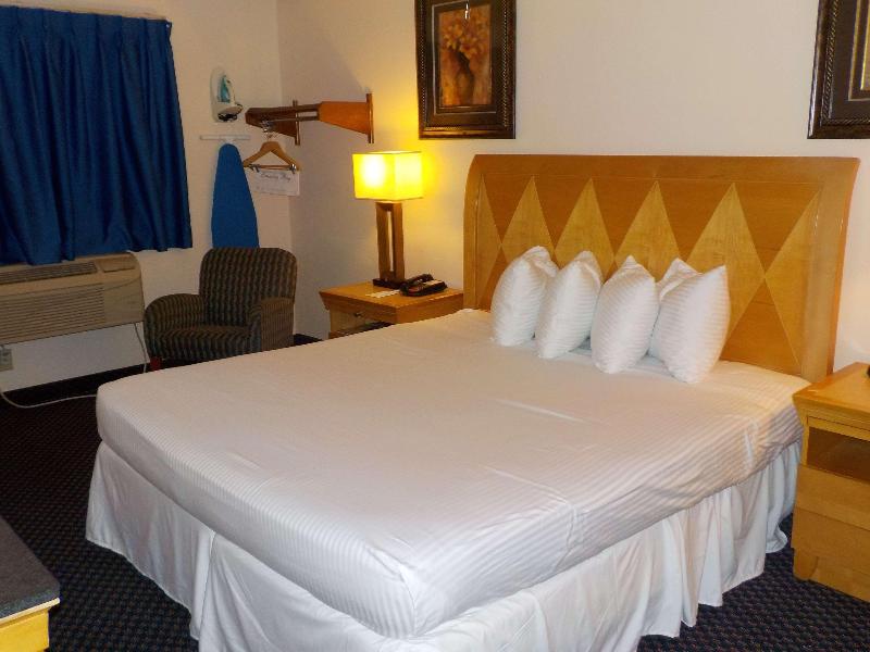 Best Western Plus Stevens County Inn image