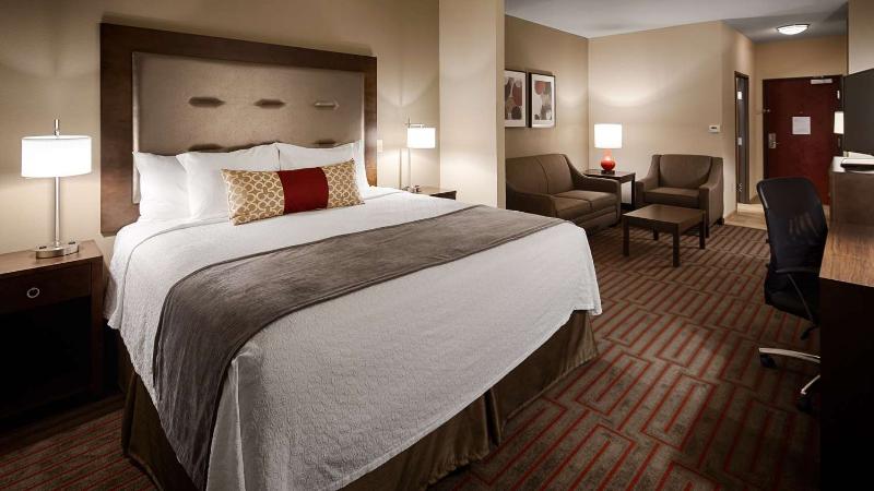 Best Western Plus Stevens County Inn image