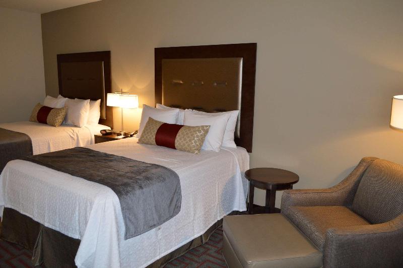 Best Western Plus Stevens County Inn image