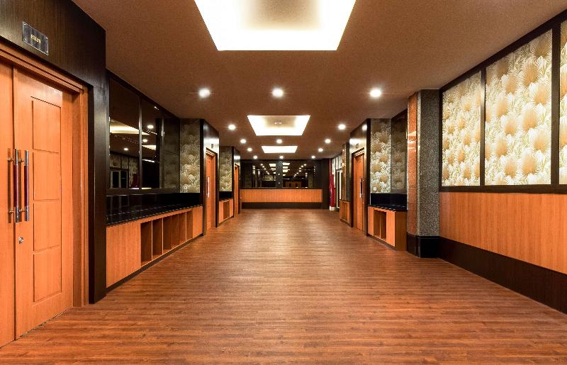 Best Western Plus Taft Inn image