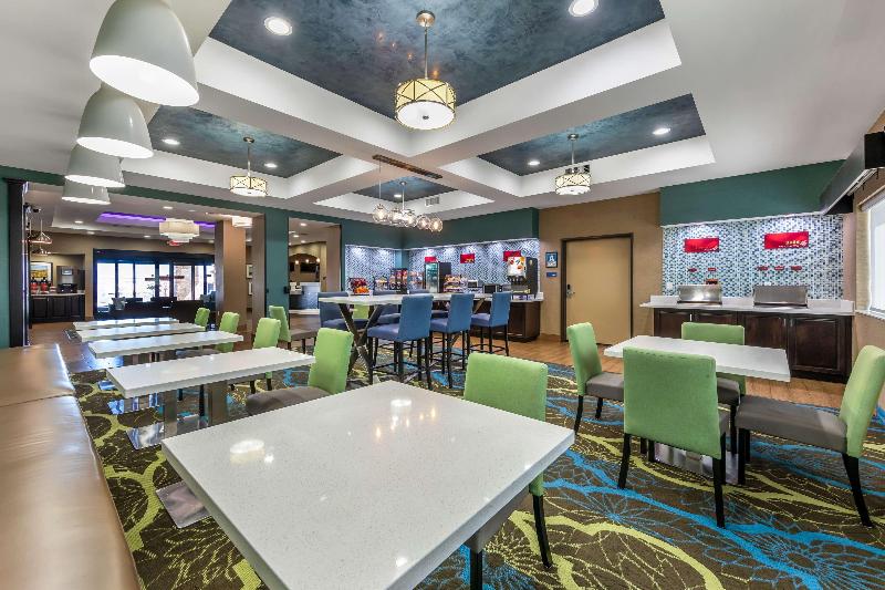 Best Western Plus Taft Inn image
