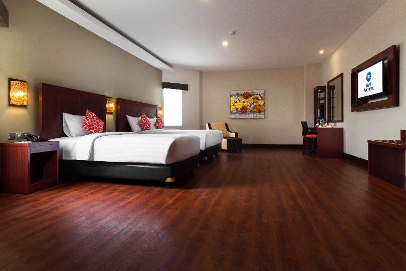 Best Western Plus Taft Inn image