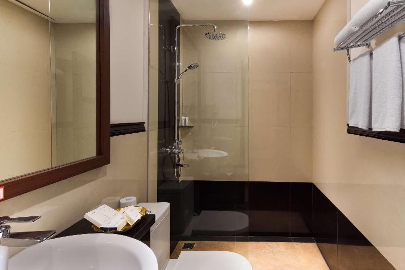 Best Western Plus Taft Inn image