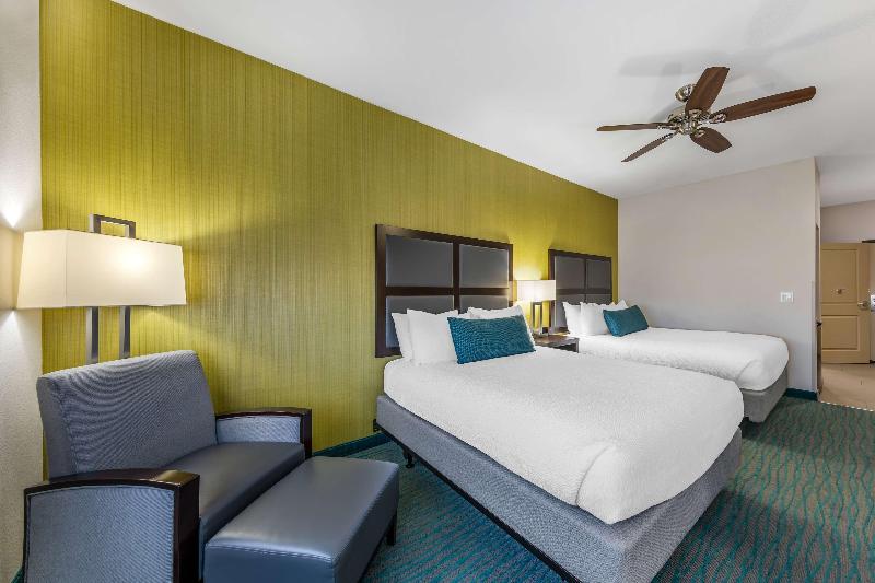 Best Western Plus Taft Inn image