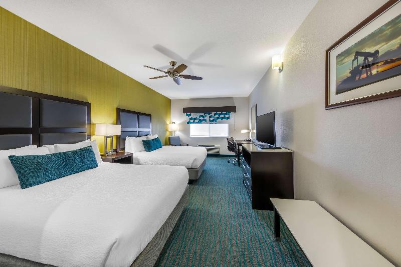 Best Western Plus Taft Inn image