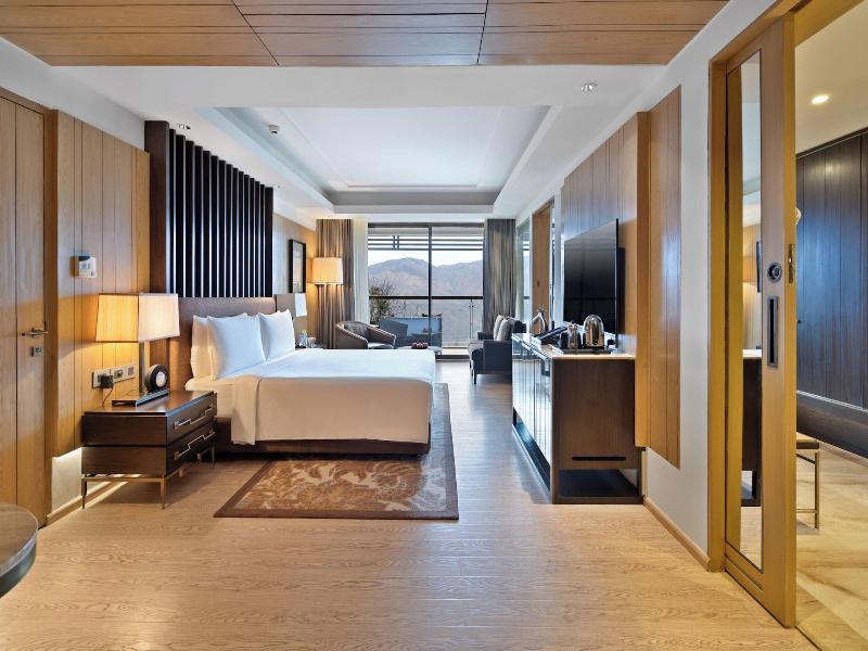 JW Marriott Mussoorie Walnut Grove Resort & Spa image