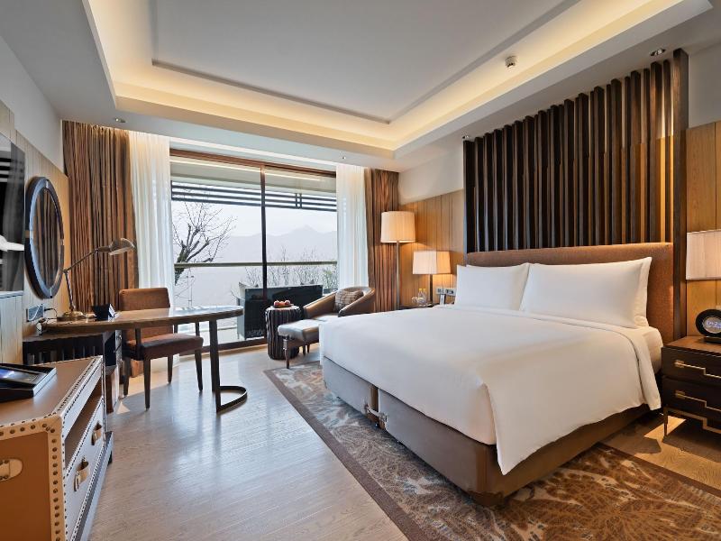 JW Marriott Mussoorie Walnut Grove Resort & Spa image