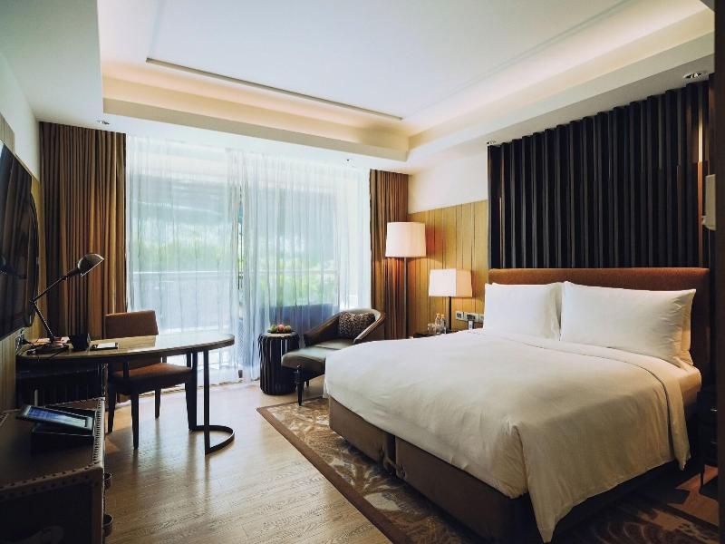 JW Marriott Mussoorie Walnut Grove Resort & Spa image