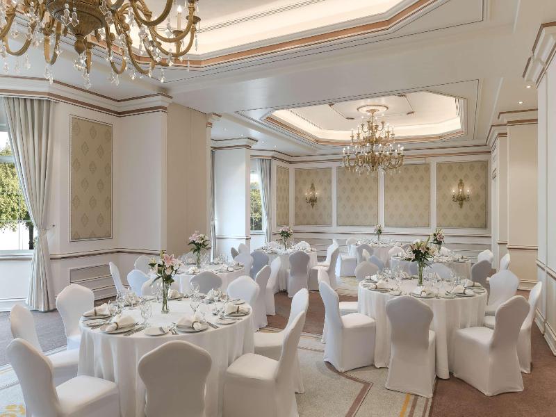 Al Aziziyah Boutique Hotel image