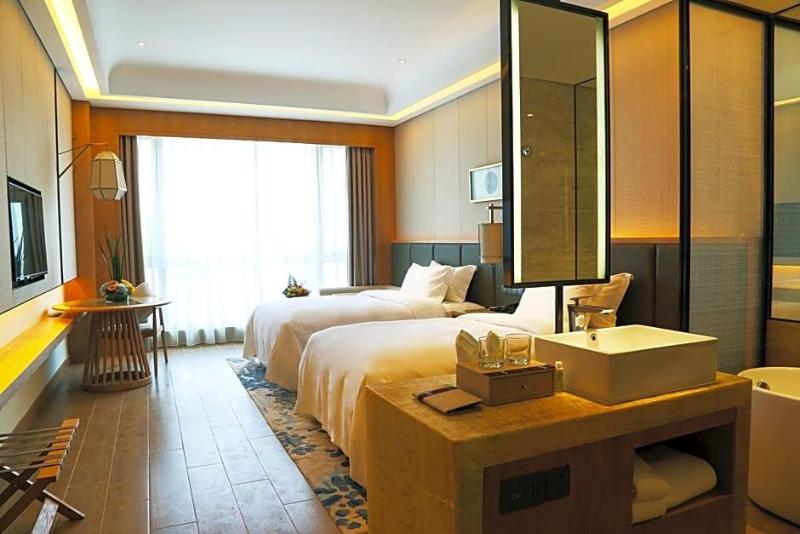 Harman Resort Hotel Sanya image