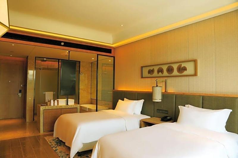 Harman Resort Hotel Sanya image