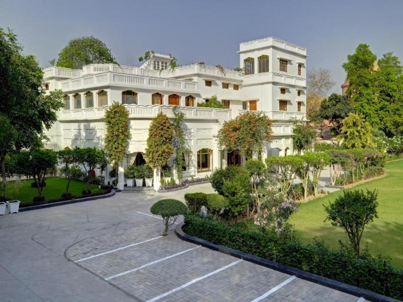 Saracca Hotel Lucknow — general view