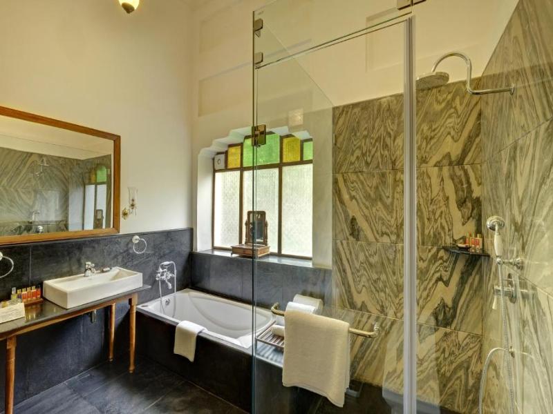 Saracca Hotel Lucknow image