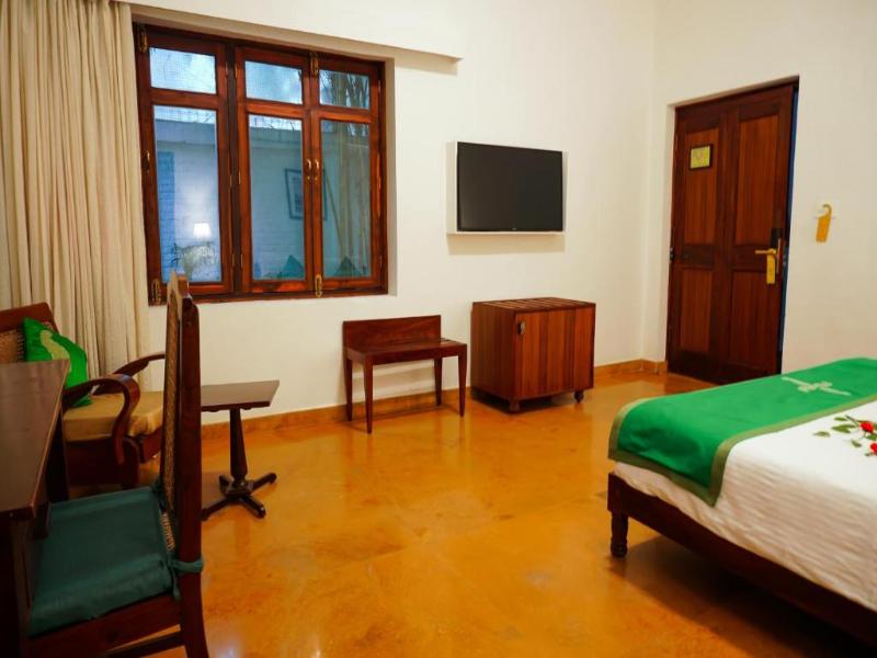 Saracca Hotel Lucknow image